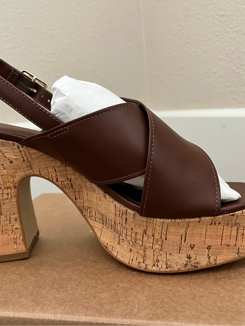 Anthropologie Brn/Brun Platform Sandals